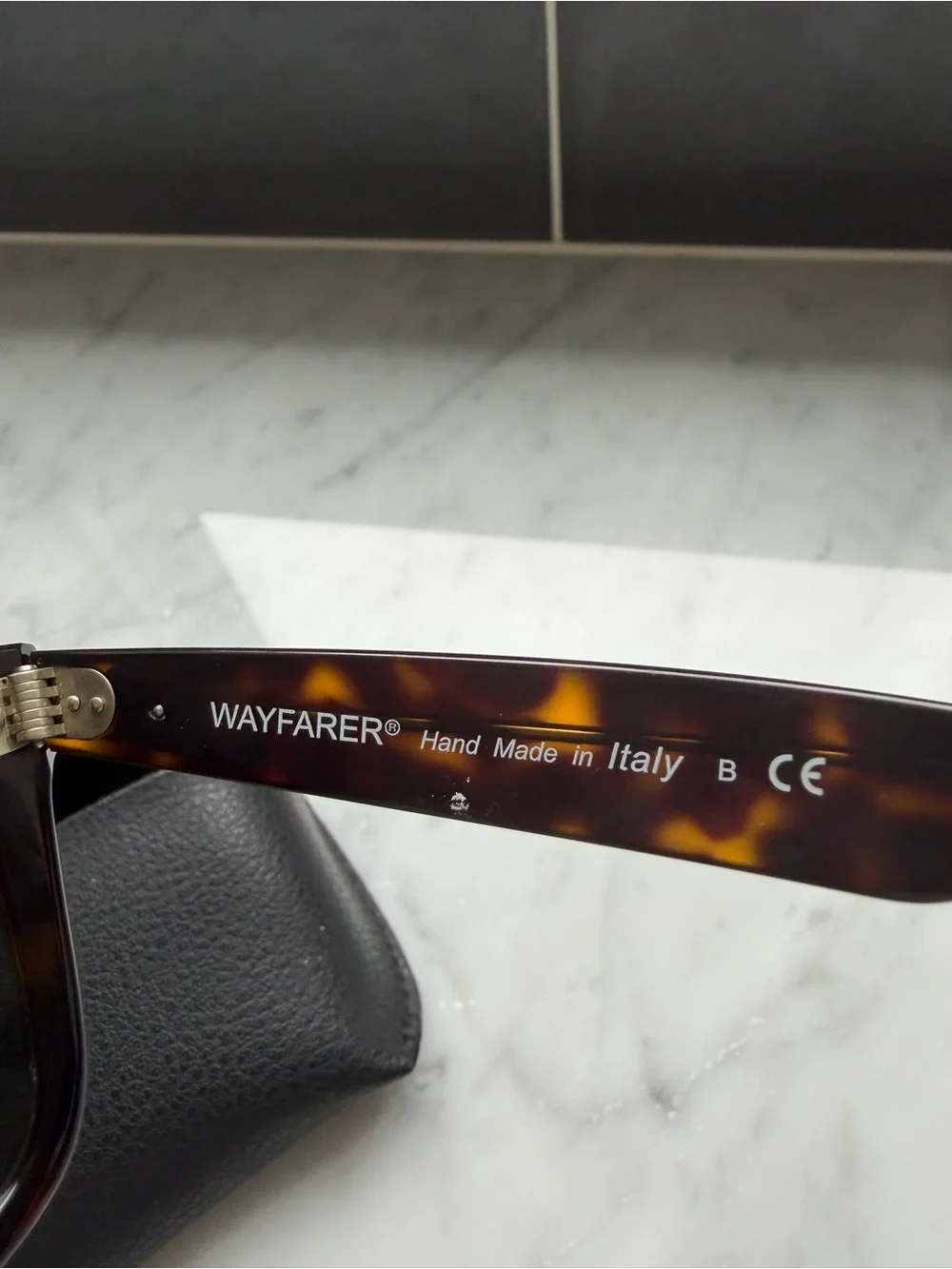 Ray-Ban image shows
